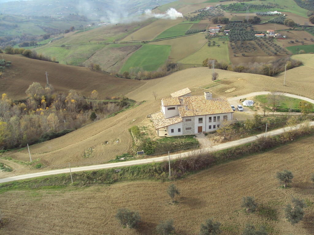 Agriturismo Cignale Penne エクステリア 写真